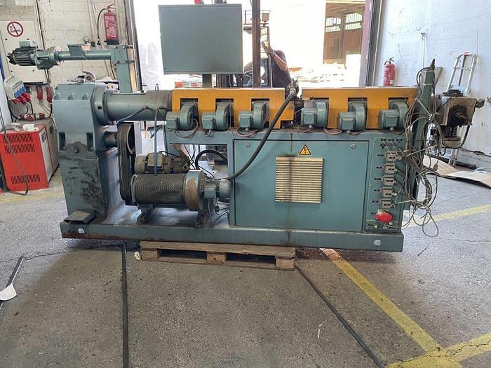 Used SINGLE SCREW EXTRUDER 60 mm 35 LD strand