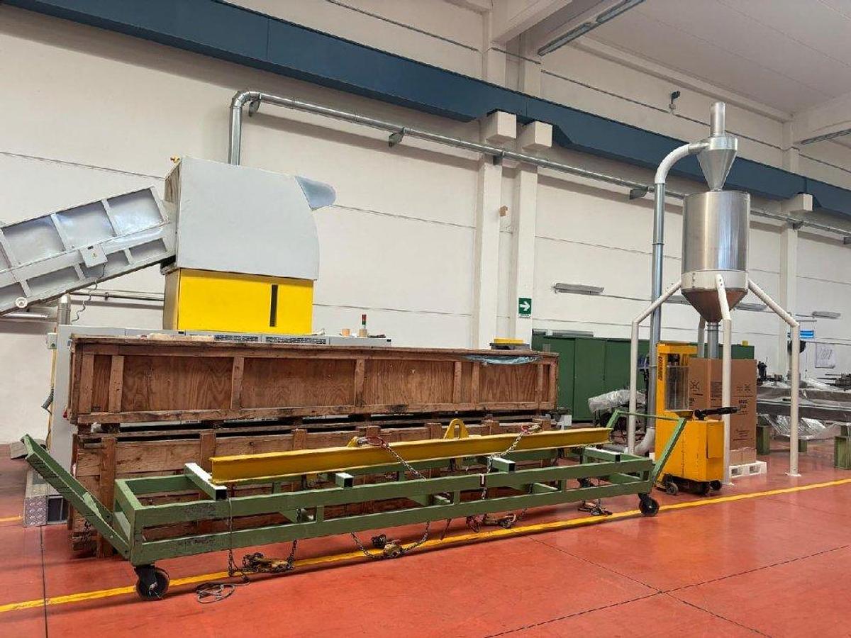 Used 2011 NGR S- GRAN 65 VHD