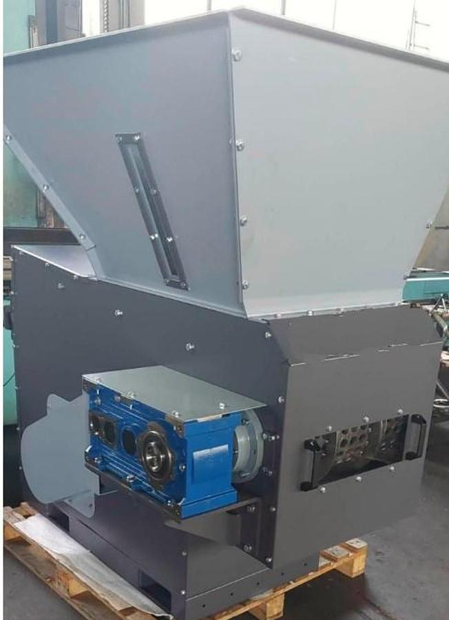 ALL PURPOSE SHREDDER 1.300 mm 55 kw