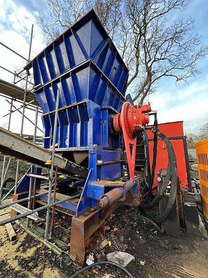 Used USED TYRE RECYCLING LINE MTB+ELDAN 1 Ton/h in 20 mm. (1st machine yields abt.10 T/h in chopped size)