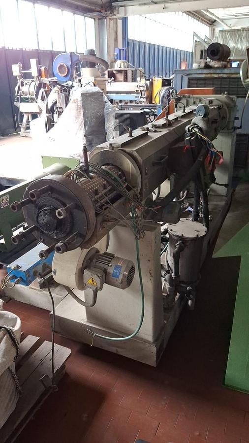 Refurbished extruder PRT 85 mm.35 L/D vented