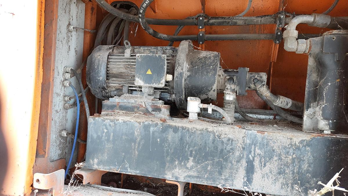 Used DOPPSTADT single shaft shredder DW 306 Ceron