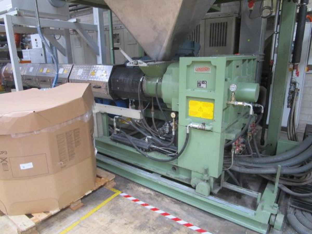 Used Amut EA120 sheet extruder 1600 mm.wide, 1300 kg/h 2000-2008
