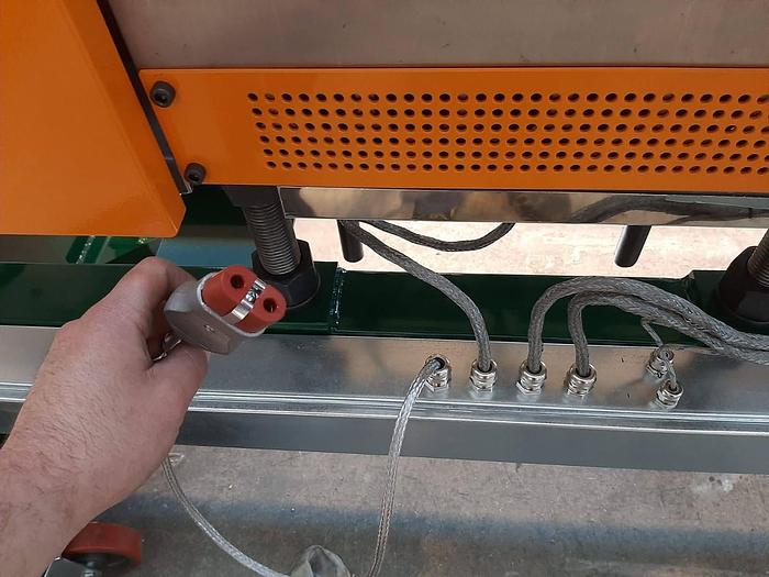 SEMI-AUTOMATIC SCREEN CHANGER NON-STOP