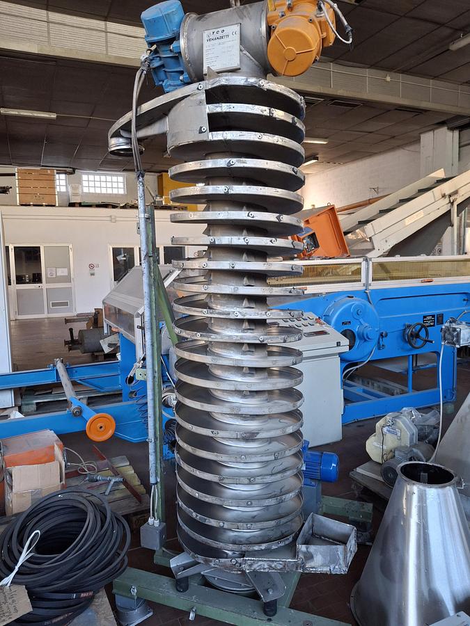 Refurbished twin-screw compounding extruder COMAC EBC60 co-rotating 60 mm diam. 42 L/D