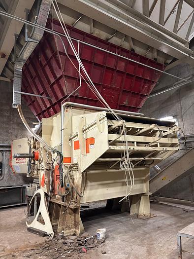 Refurbished 2006 VECOPLAN  VAZ 2500 M NF-T