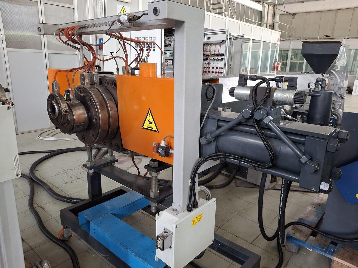 Refurbished extruder Tecnova 130 500-600 kg/h reconditioned, ready to go