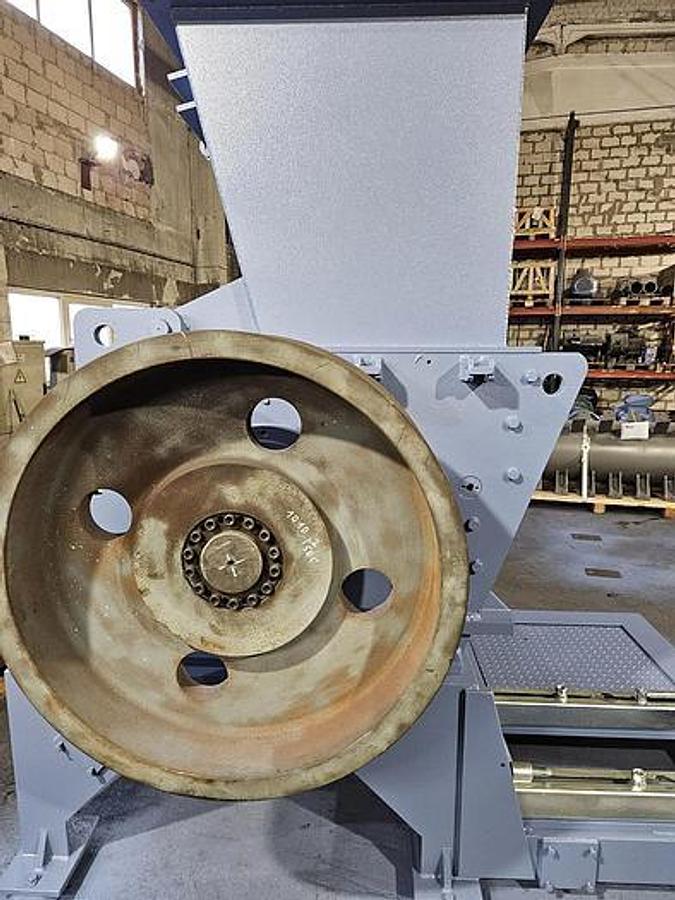 Refurbished TRIA heavy duty 120/180  160 kw 7 knives