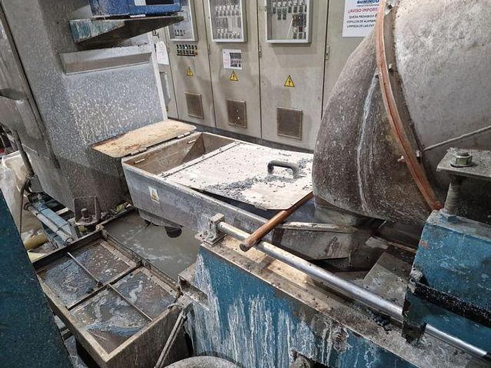 Used 1997 MARIS 2 X 92 mm. 40 L/D 2 degasing pumps