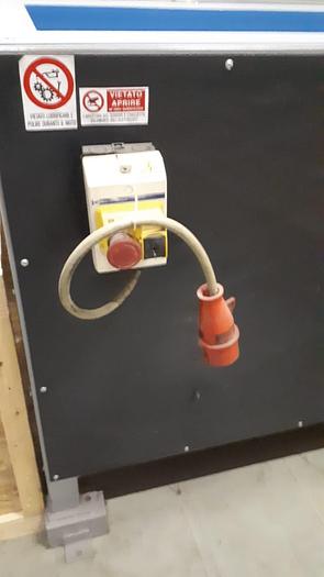 MOVABLE SCREW CONVEYOR WITH HOPPER