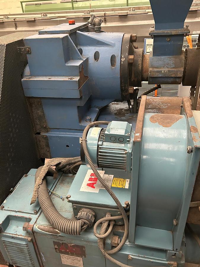 Used PREALPINA 105 mm. 40 L/D 1 degassing