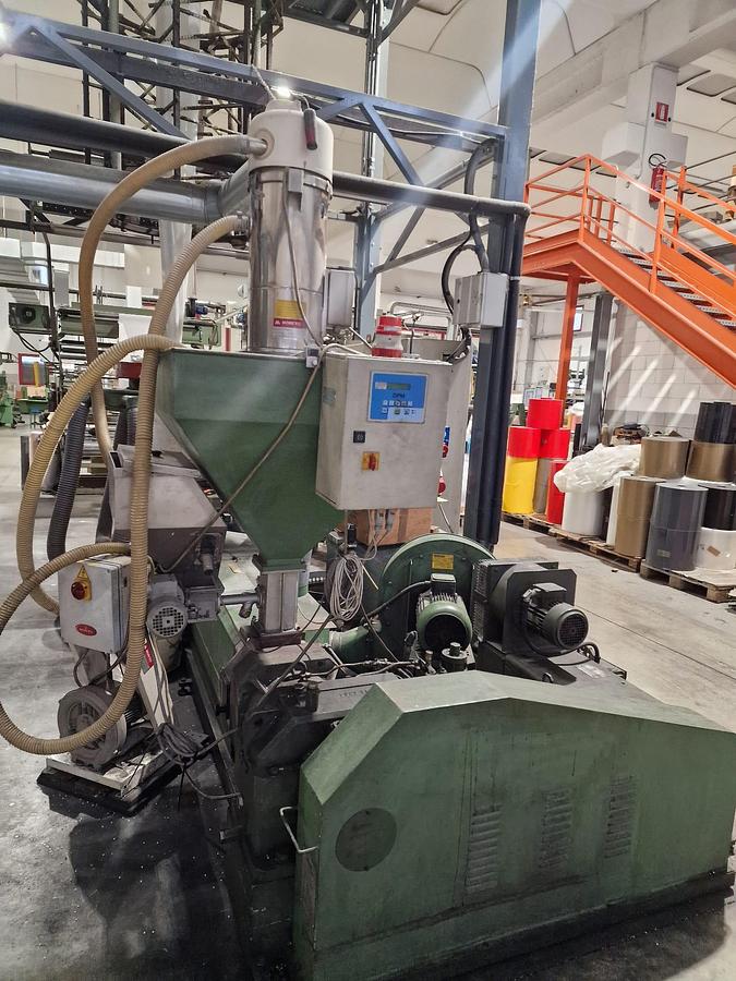 Used 1995 TECOM 65 mm. screw 1.600 mm.dw 260 mm d.