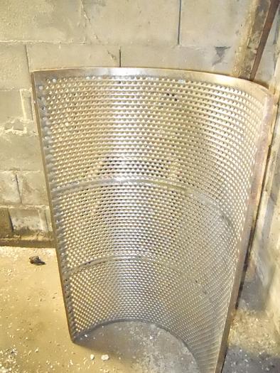 SCREENS FOR GRINDERS AND SHREDDERS