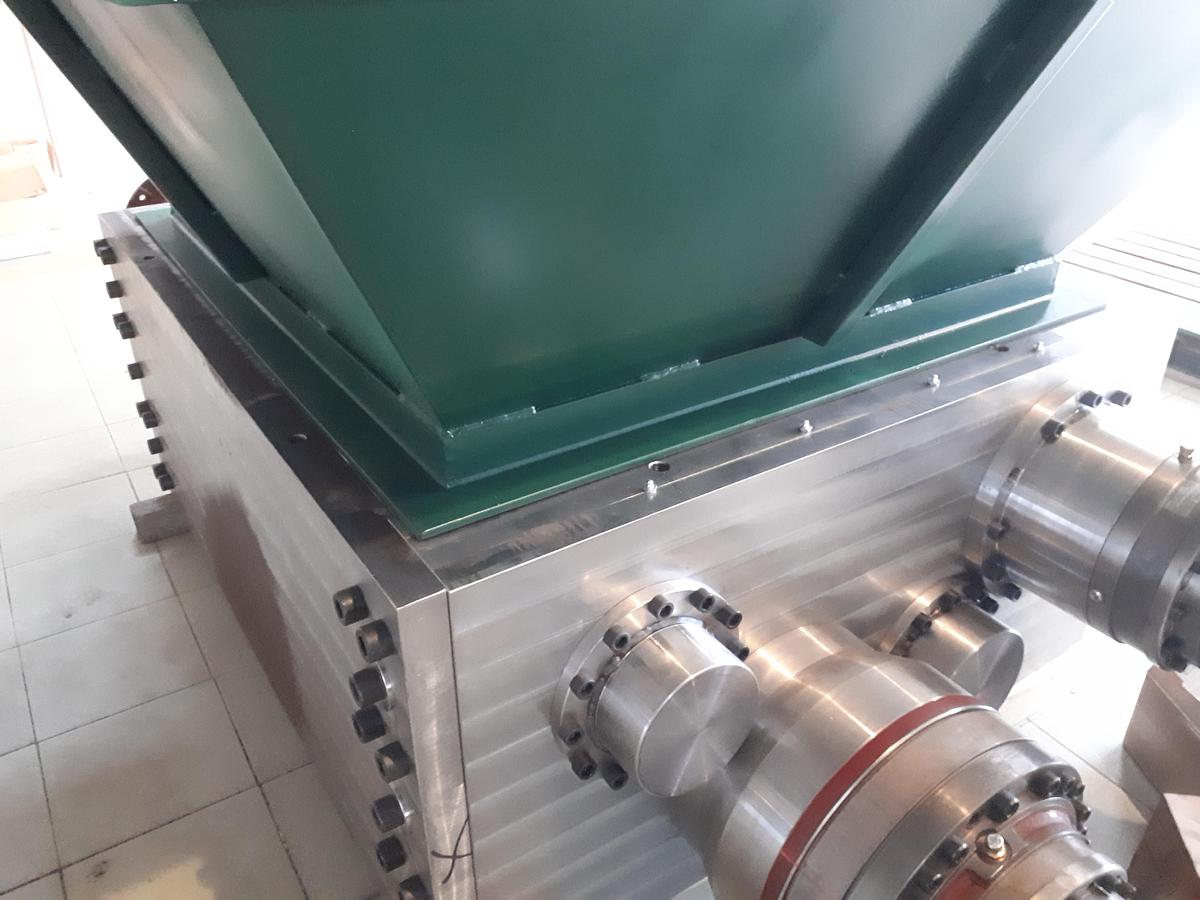 ALL PURPOSE STURDY SHREDDER 1.500 mm 2x45 + 2 x 22 kw