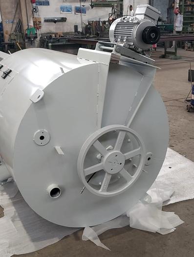2 m3  VERTICAL MIXER