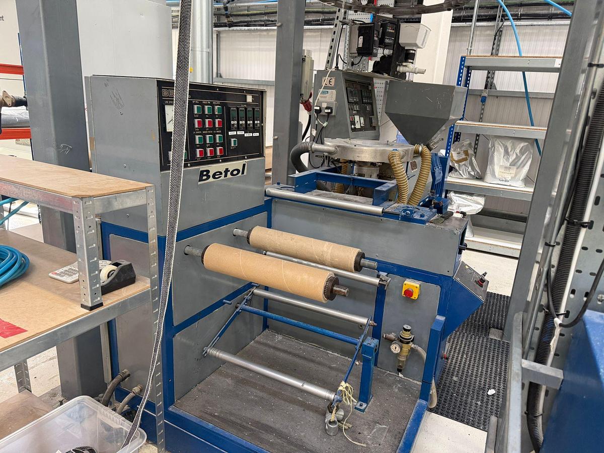 Used BETOL Lab film extruder 