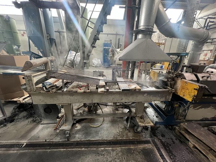 Refurbished COMAC EBC60 co-rotating 60 mm diam. 42 L/D