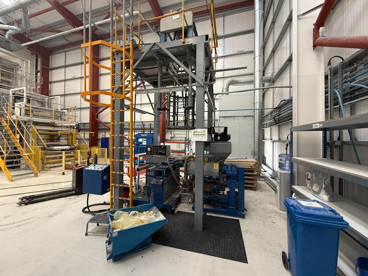 Used BETOL Lab film extruder 