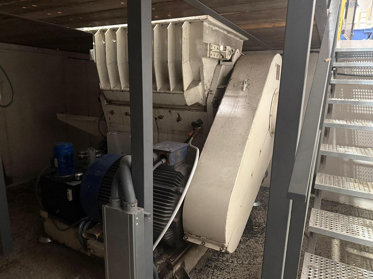 Used 1998 Granulator European constructor