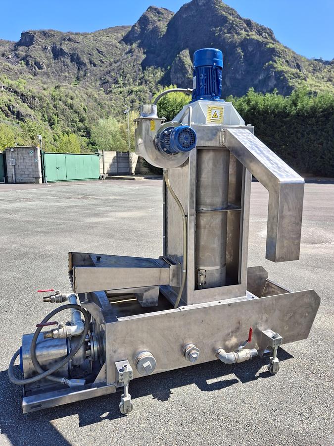 Used USED TECNOVA EXTRUSION LINE 130 mm.500-600 kg/h