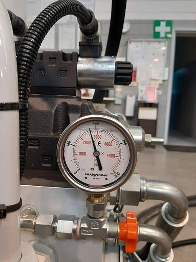 SEMI-AUTOMATIC SCREEN CHANGER NON-STOP