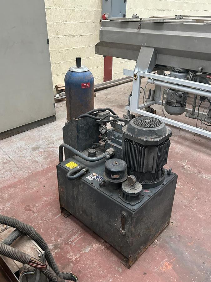 Used PREALPINA 105 mm. 40 L/D 1 degassing