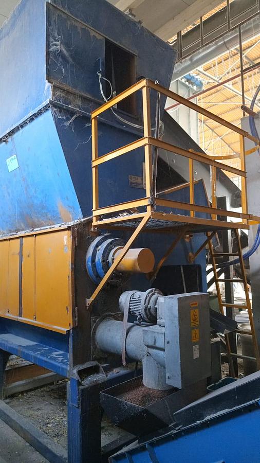 Used 2001 VMC Impianti 1800 mm.