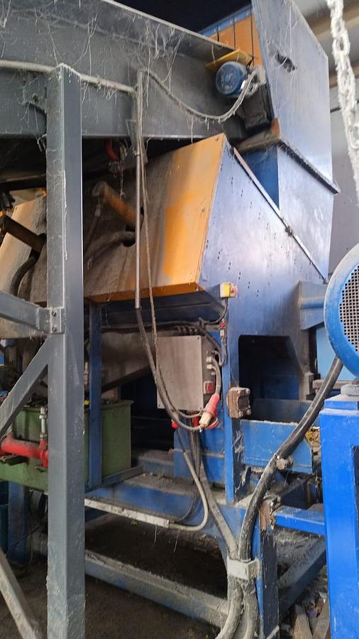 Used 2001 VMC Impianti 1800 mm.