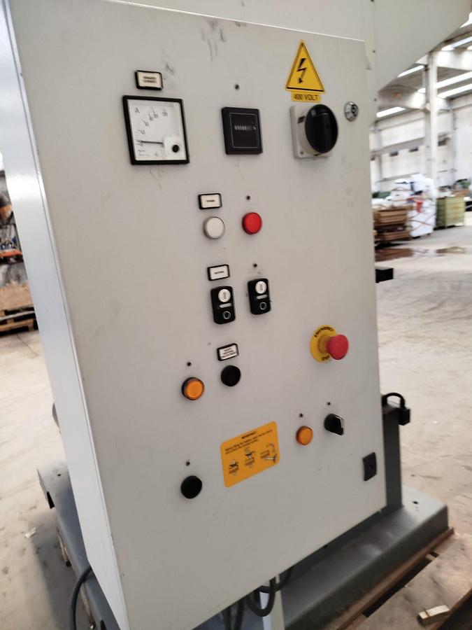 Refurbished TRIA GRANULATOR XT 9042 900 mm 30 kw