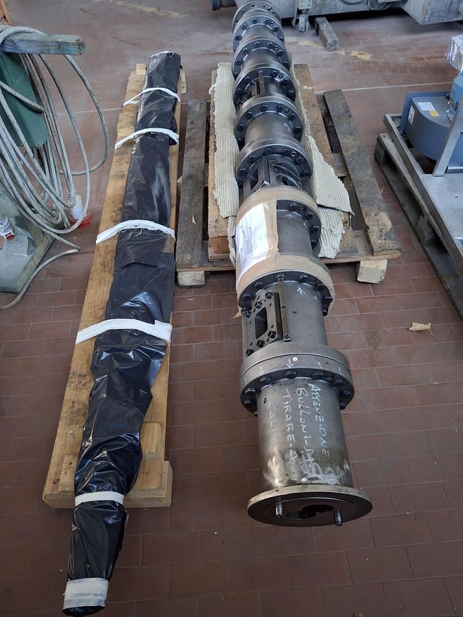 Refurbished twin-screw compounding extruder COMAC EBC60 co-rotating 60 mm diam. 42 L/D