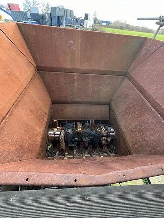 Used USED TYRE RECYCLING LINE MTB+ELDAN 1 Ton/h in 20 mm. (1st machine yields abt.10 T/h in chopped size)