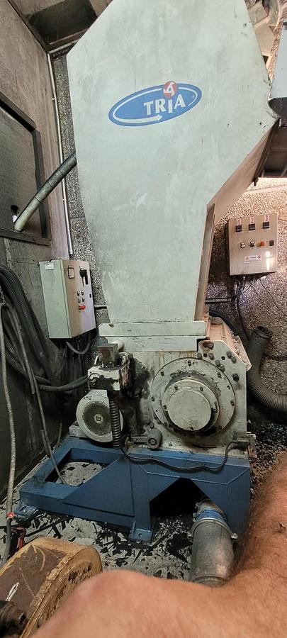 Used 2003 TRIA Granulator 840 x 490 mm.