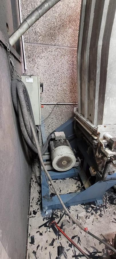 Used 2003 TRIA Granulator 840 x 490 mm.