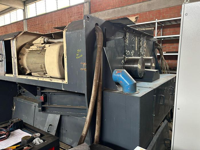 Refurbished VECOPLAN TWIN SHAFT SHREDDER 220 KW VNZ 3000 double-rotor shredder