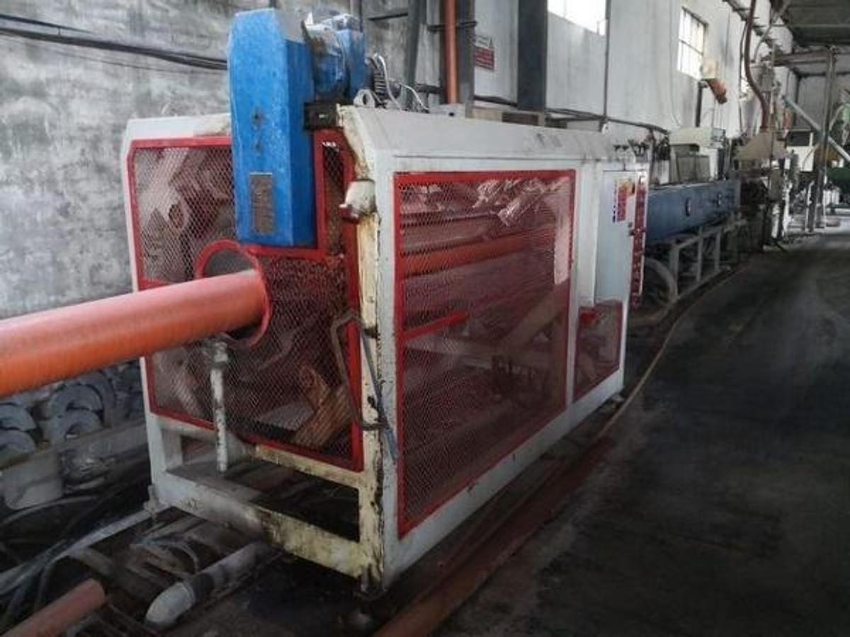 Used 1998 BANDERA TWIN SCREW PVC PIPES EXTRUDER HT 90