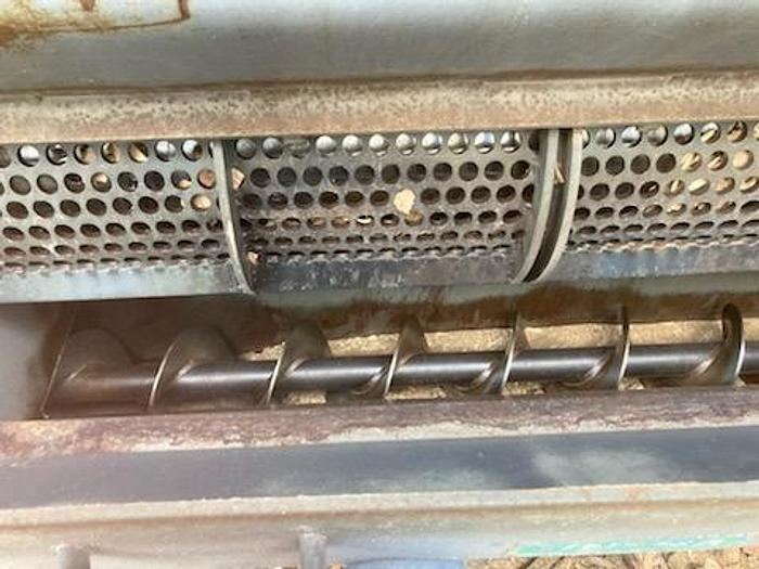 Used UNTHA SINGLE SHAFT USED SHREDDER 1400 mm. 60 kW