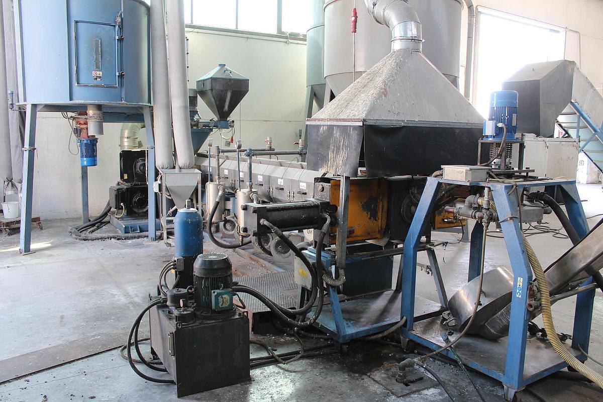 Refurbished 2014 CDM PREALPINA 130mm-extruder--2xdegassing-for-pe-pp-ps-pc-abs