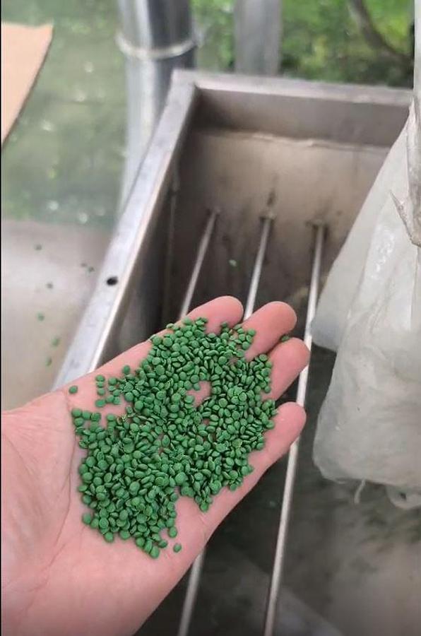 Used TECNOVA 90 mm. 37 L/D degassing+screenchanger+WR pelletizer