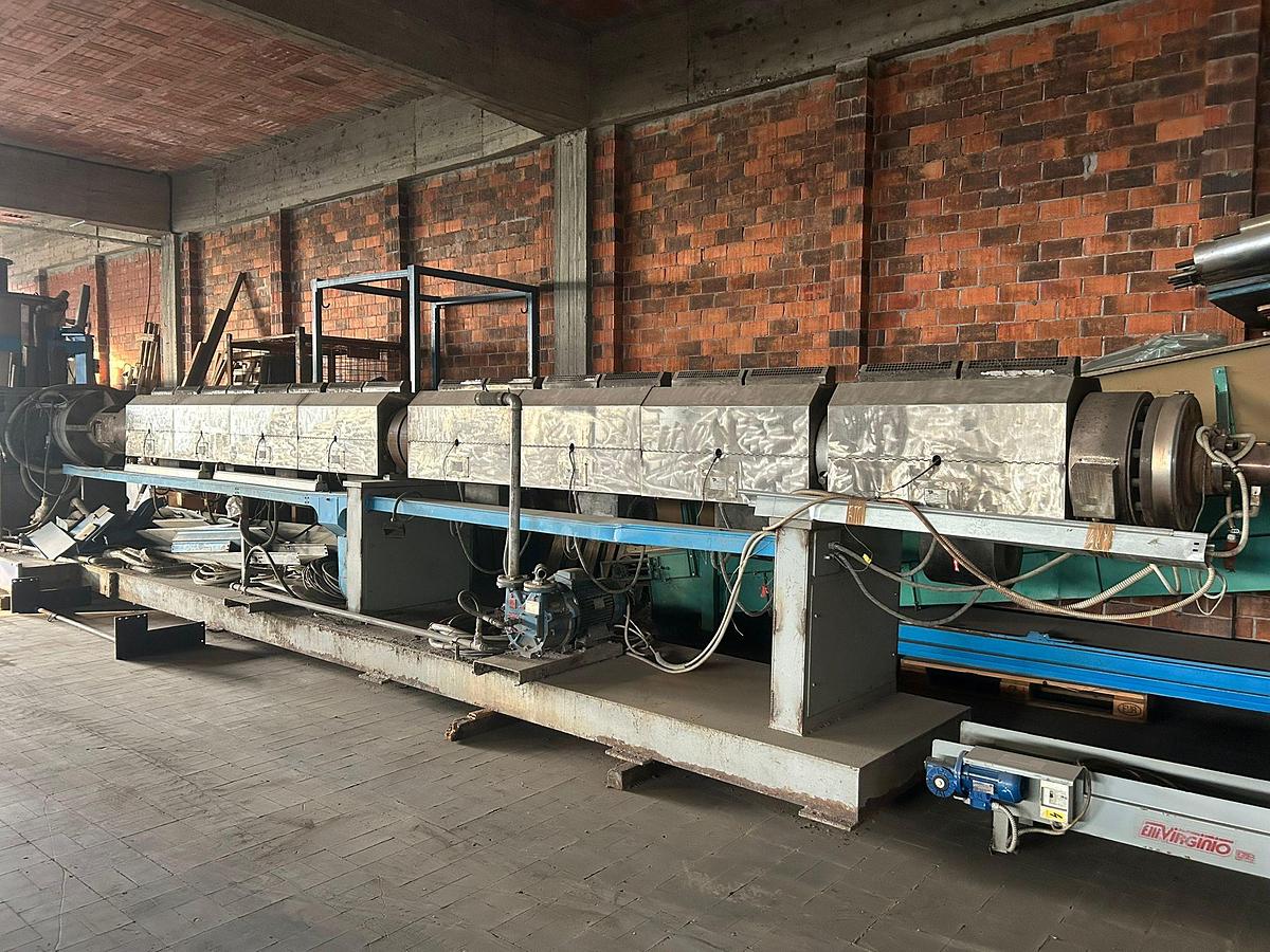 Refurbished extruder 160 mm. 50 LD 2x degassing with  energy saving IR heaters