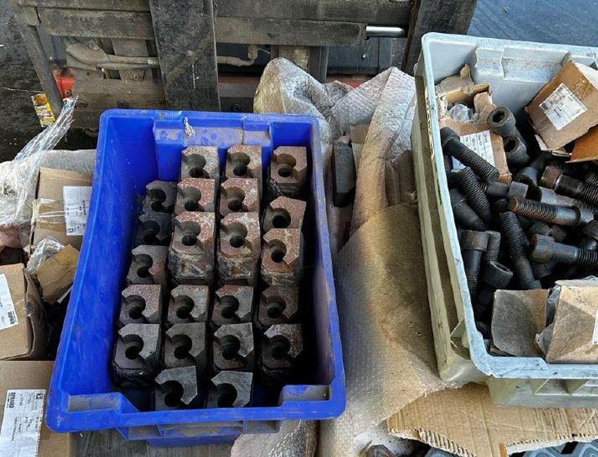 Used 2017 WEIMA single shaft shredder WFC2500