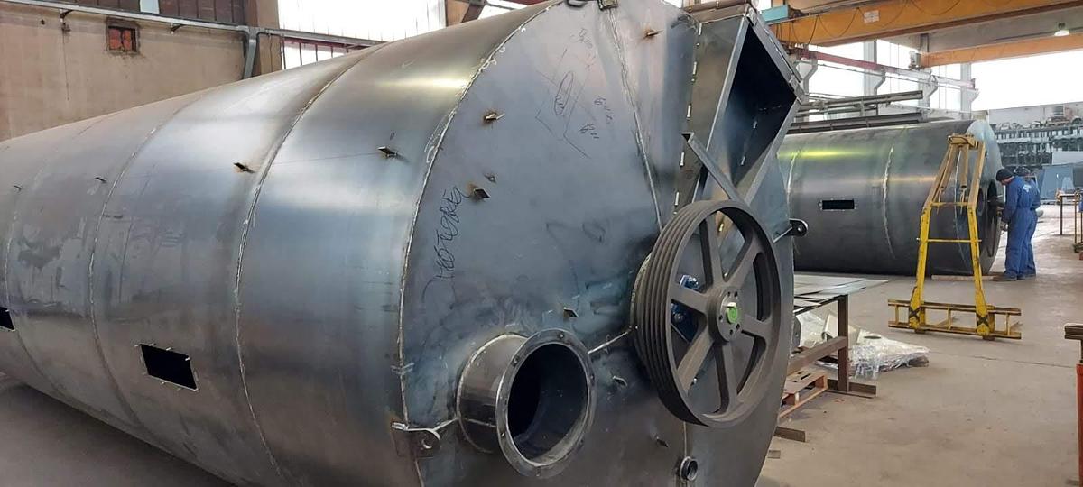 mixer vertical crossed miixing  40000 lt