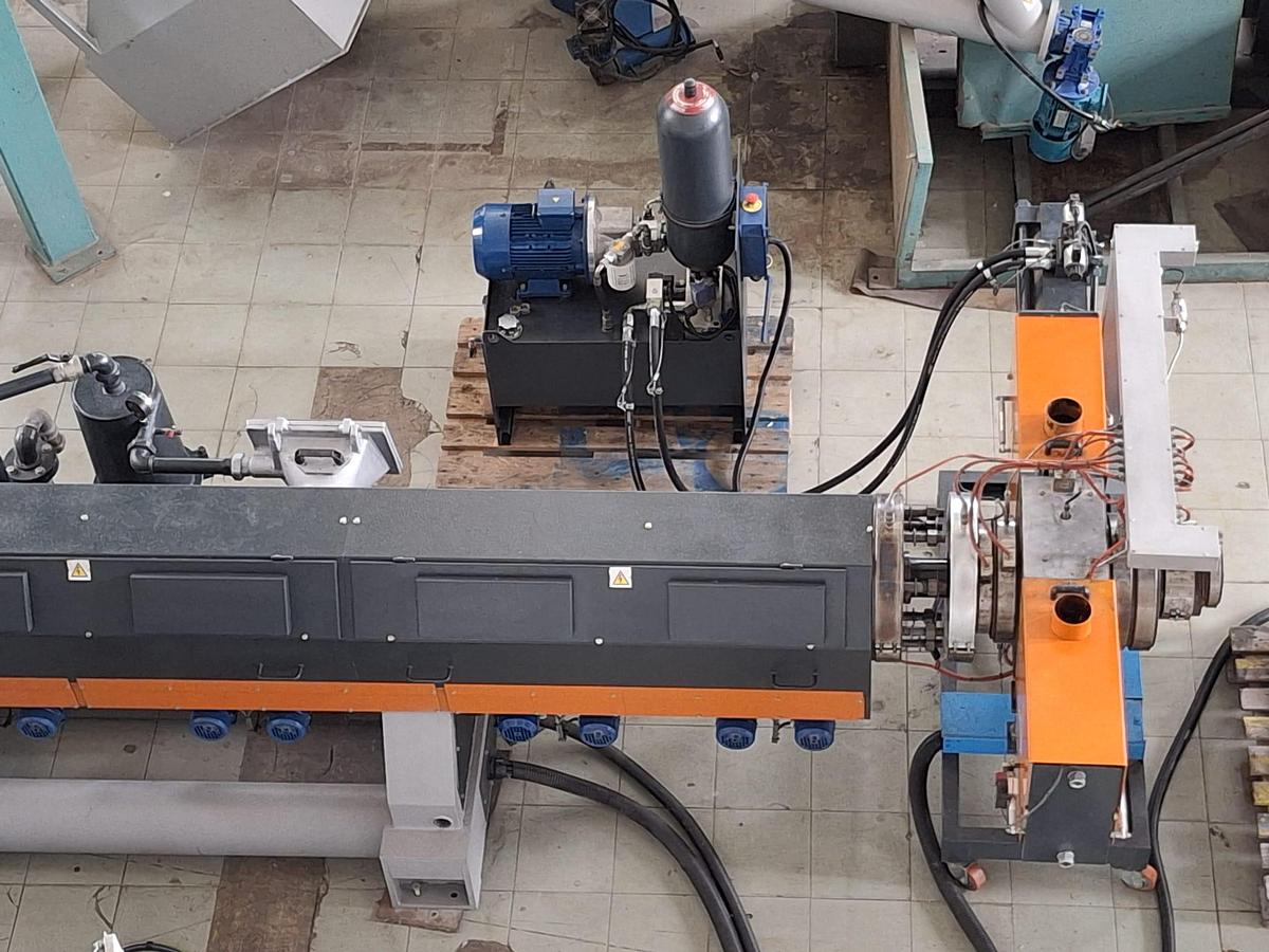 Refurbished extruder Tecnova 130 500-600 kg/h reconditioned, ready to go