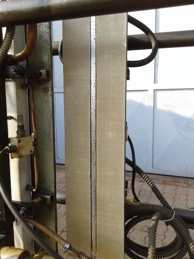 Refurbished used slit and seal unit, 1600 mm.hot air, ribbon seal