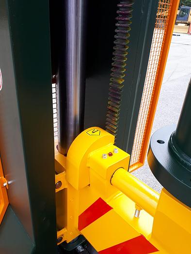 GUILLOTINE REEL SPLITTER 1.500x850 mm. 7,5 kw 30 T