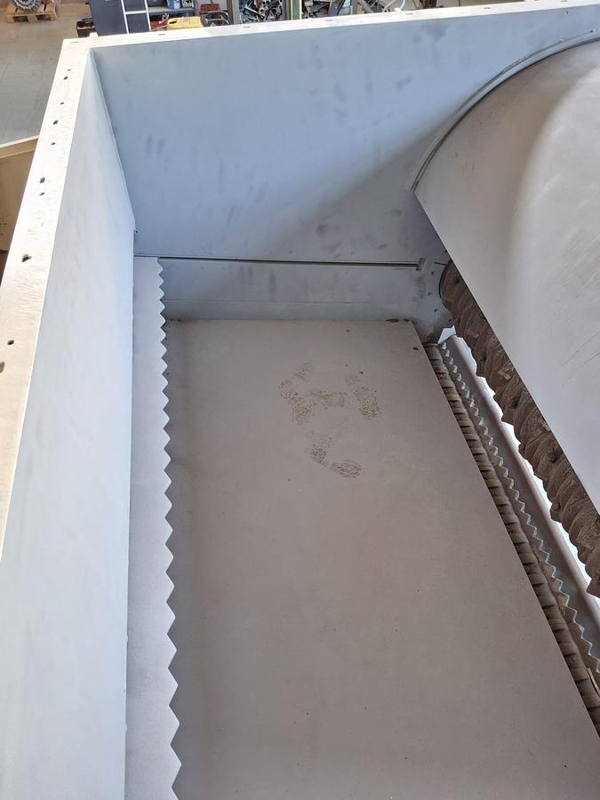 Refurbished vecoplan vaz 2500 HiTorque MNF-T 247 kw or 203 kw drive top ram reconditioned - Atex