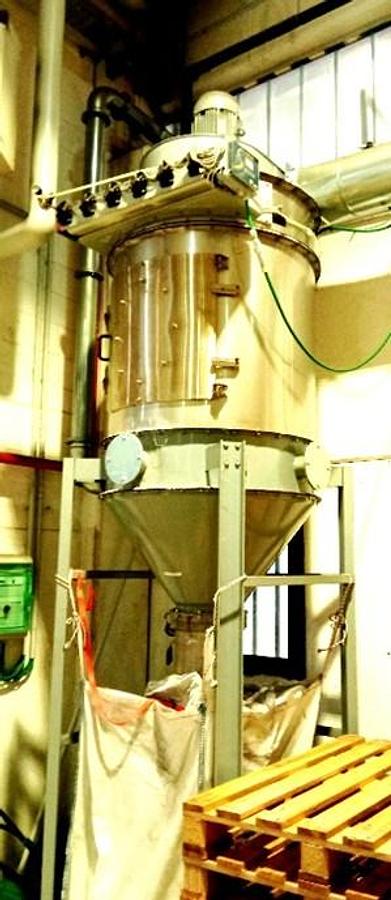 Used PIOVAN GROUP OF 8 MINI-SILOS