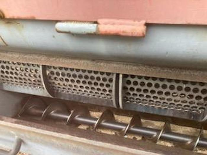 Used UNTHA SINGLE SHAFT USED SHREDDER 1400 mm. 60 kW