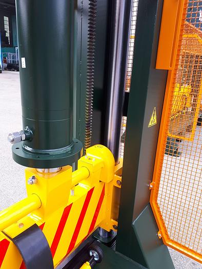 GUILLOTINE REEL SPLITTER 1.500x850 mm. 7,5 kw 30 T