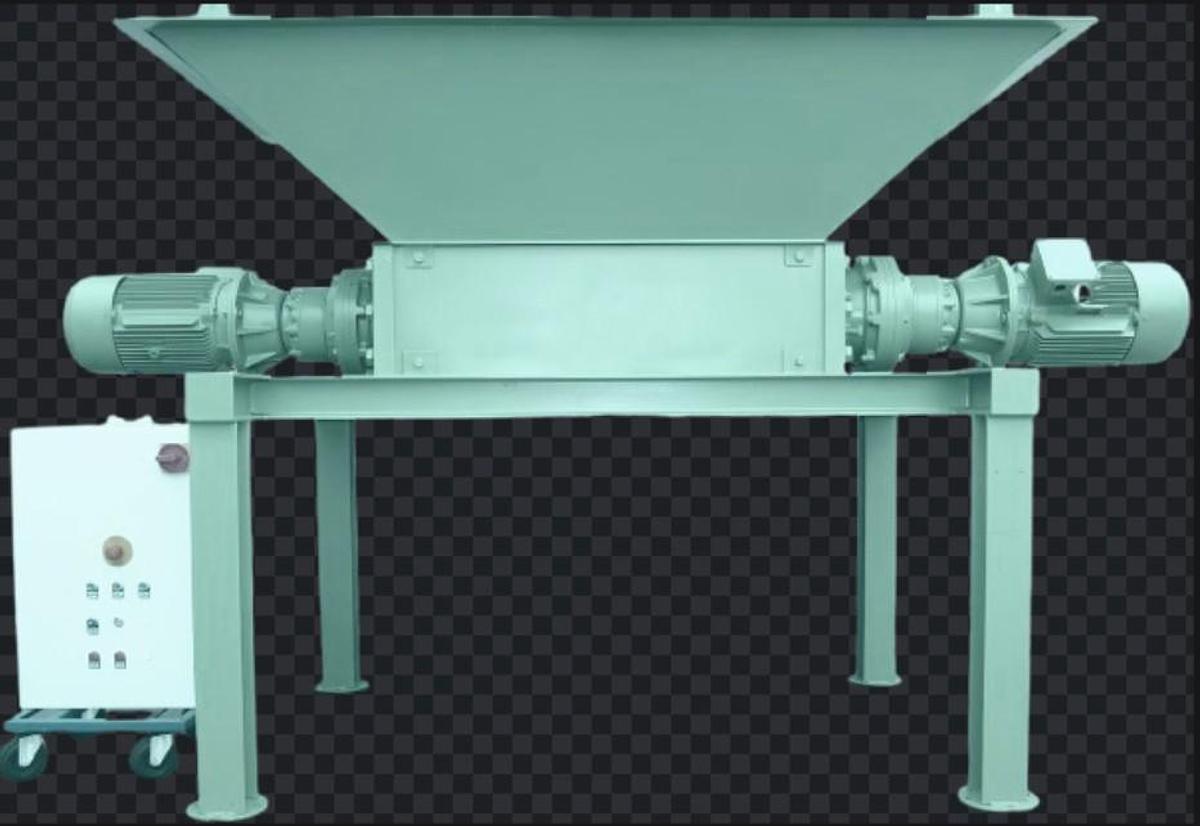 dual shaft multipurpose shredder 600 x 850 mm  2x15 kw