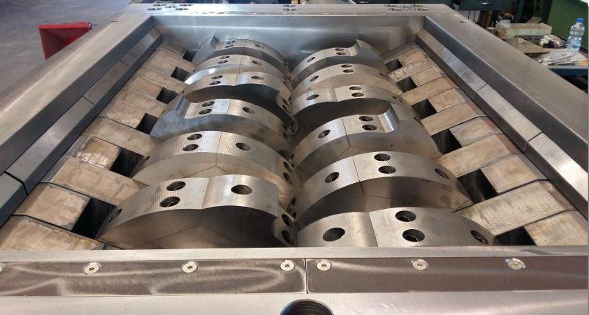 ALL PURPOSE, 2-SHAFT SHREDDER 1,250 x 900 mm. 60 kW